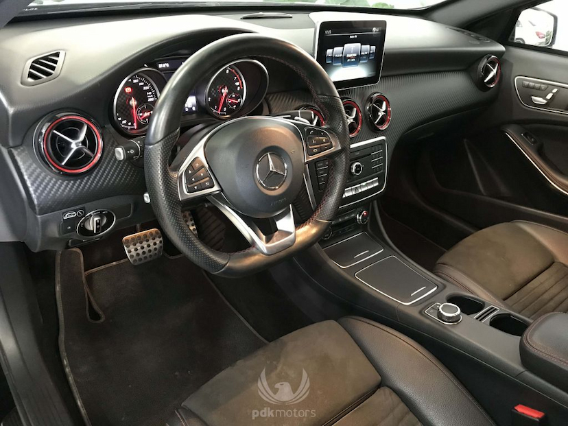 Foto do veículo MERCEDES-BENZ  A250 SPORT 2016 51.820 KM 149.000,00