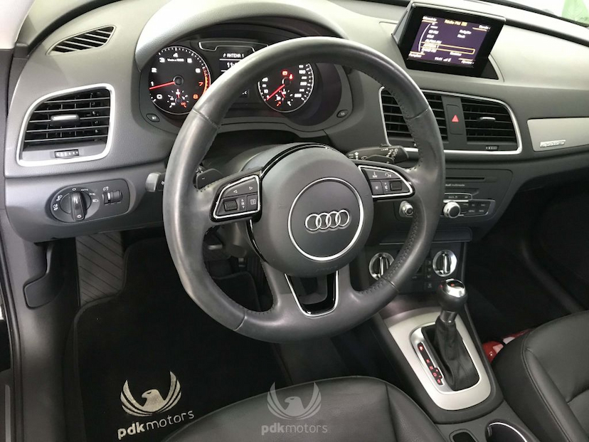 Foto do veículo AUDI  Q3 2.0 AMBIENTE QUATTRO 2015 48.540 KM 89.000,00