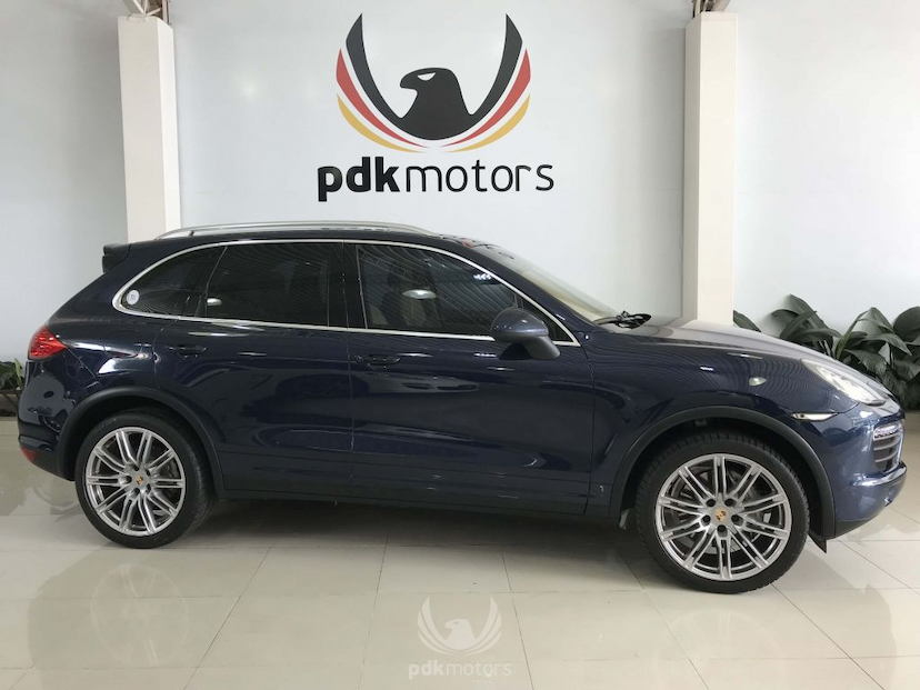 Foto do veículo PORSCHE  CAYENNE S 2013 86.900 KM 189.000,00