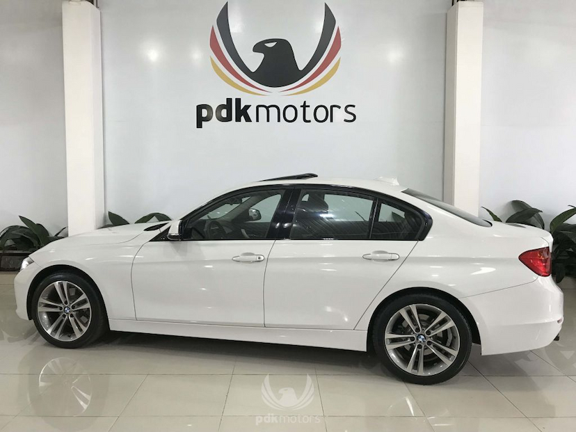 Foto do veículo BMW  328I SPORT GP 2015 37.560 KM 109.000,00