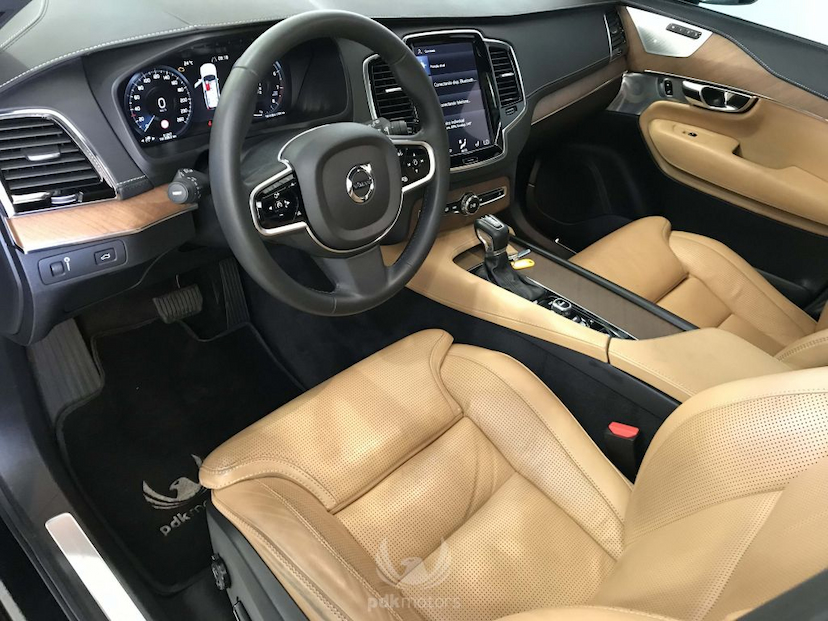Foto do veículo VOLVO  XC90 FIRST EDITION 2016 31.246 KM 239.000,00