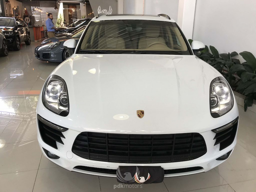 Foto do veículo PORSCHE  MACAN S 2015 69.870 KM 269.000,00