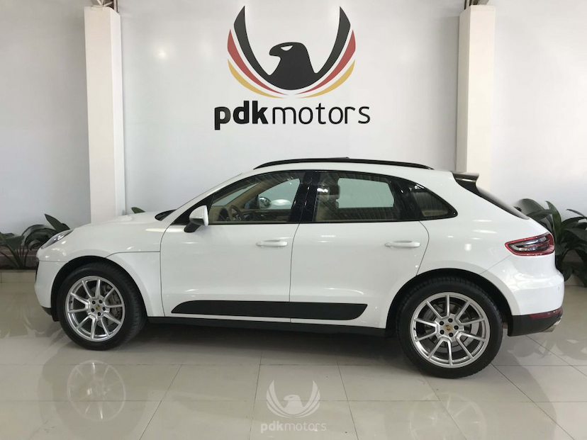 Foto do veículo PORSCHE  MACAN S 2015 69.870 KM 269.000,00