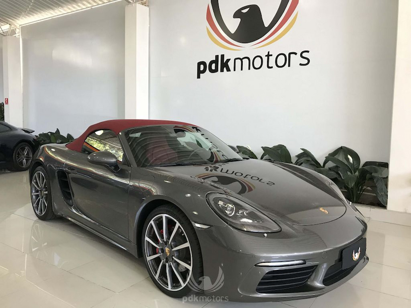 Foto do veículo PORSCHE  718 BOXSTER 2018 4.610 KM 399.000,00