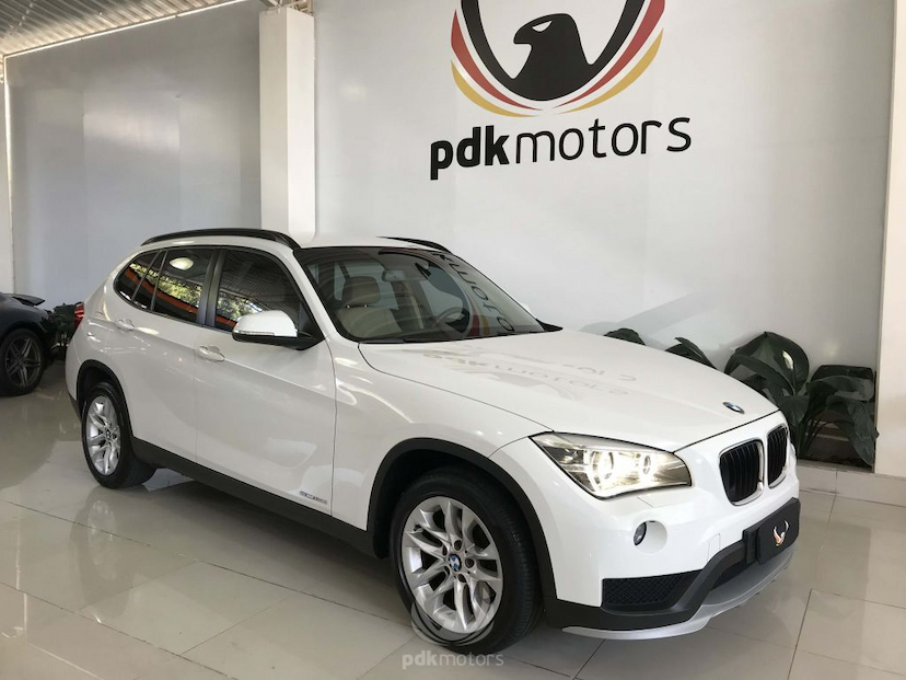 Foto do veículo BMW  X1 20I GP 2015 31.170 KM 95.900,00