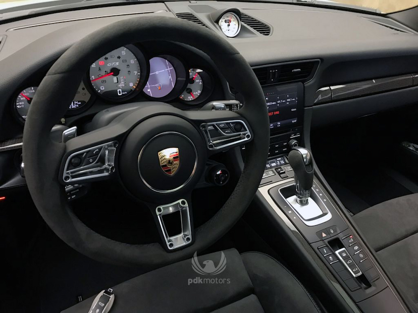 Foto do veículo PORSCHE  911 CARRERA GTS 2019 400 KM 775.900,00