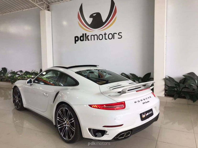 Foto do veículo PORSCHE  911 TURBO 2015 27.330 KM 699.000,00