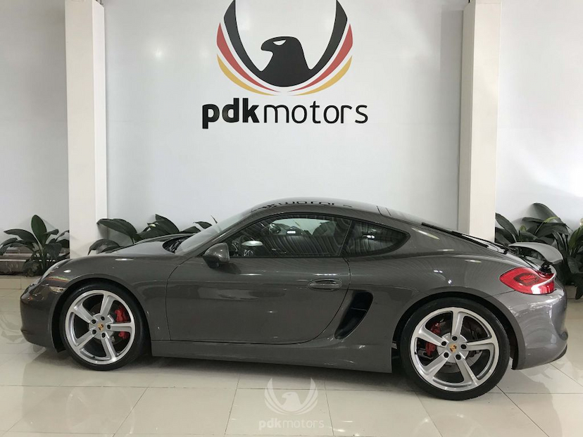 Foto do veículo PORSCHE  CAYMAN S 2014 19.668 KM 305.000,00