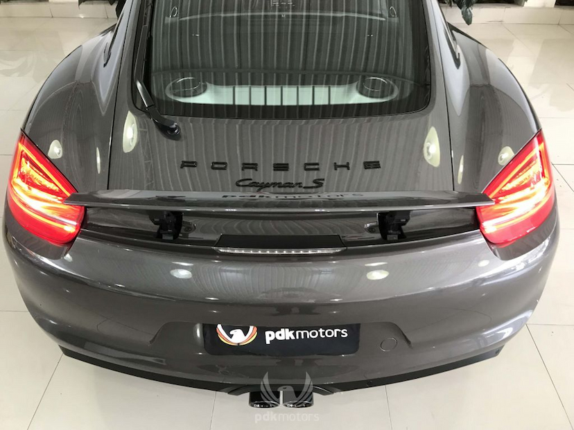 Foto do veículo PORSCHE  CAYMAN S 2014 19.668 KM 305.000,00