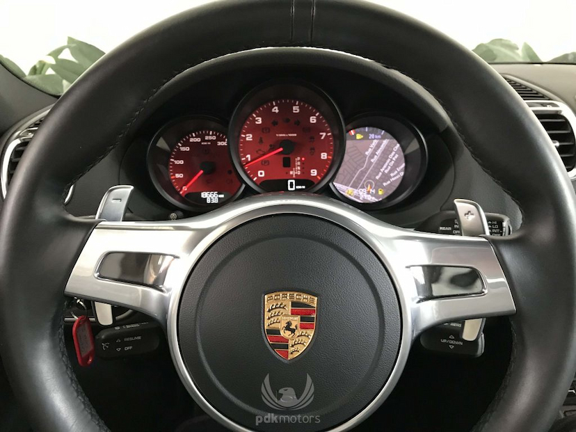 Foto do veículo PORSCHE  CAYMAN S 2014 19.668 KM 305.000,00