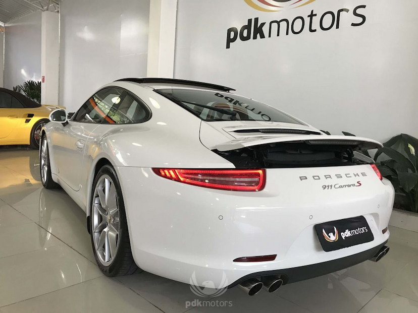Foto do veículo PORSCHE  911 CARRERA S 2012 17.975 KM 389.000,00