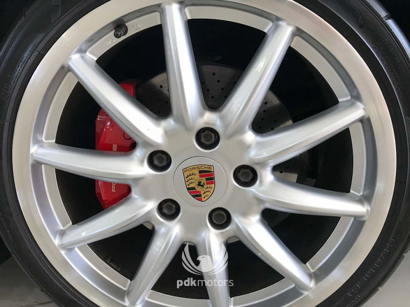 Foto do veículo PORSCHE  CAYMAN S 2008 42.730 KM 165.000,00