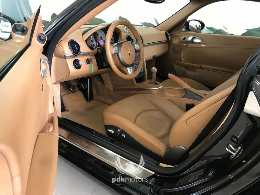 Foto do veículo PORSCHE  CAYMAN S 2008 42.730 KM 165.000,00