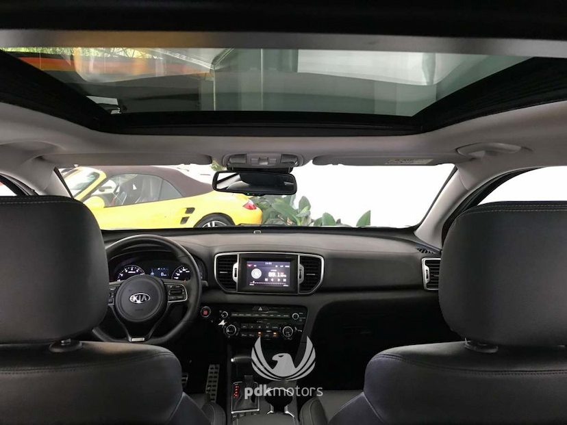 Foto do veículo KIA  SPORTAGE EX 2017 19.110 KM 155.000,00