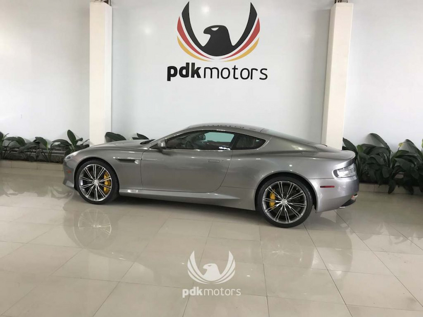 Foto do veículo ASTON MARTIN  VIRAGE V12 2012 12.155 KM 499.000,00