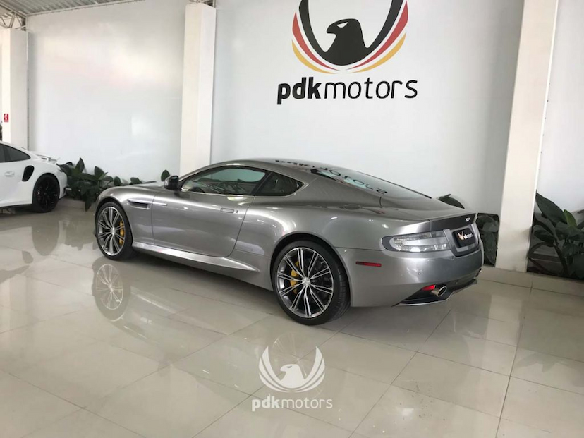 Foto do veículo ASTON MARTIN  VIRAGE V12 2012 12.155 KM 499.000,00