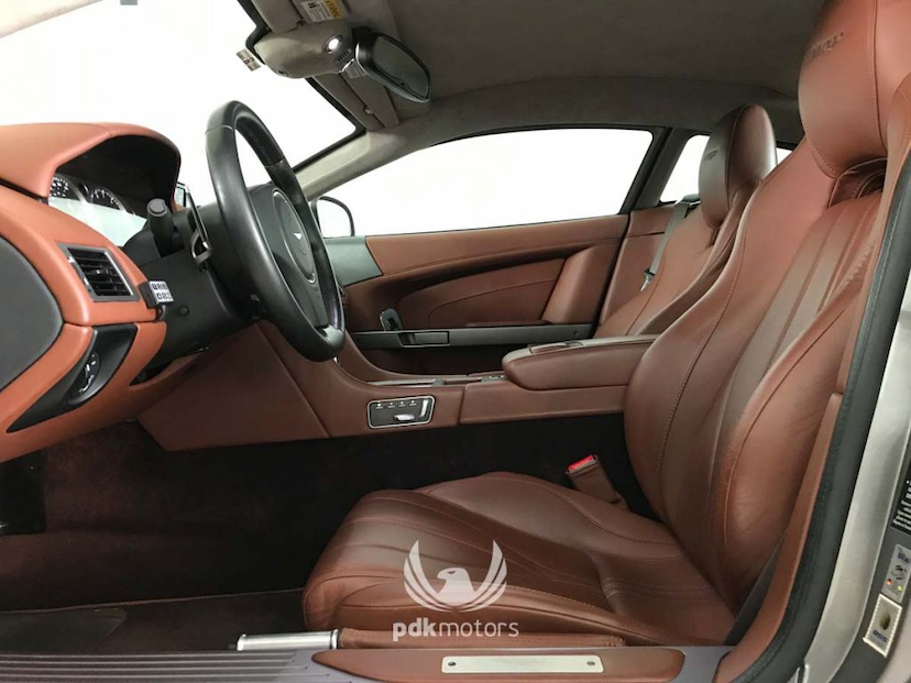Foto do veículo ASTON MARTIN  VIRAGE V12 2012 12.155 KM 499.000,00