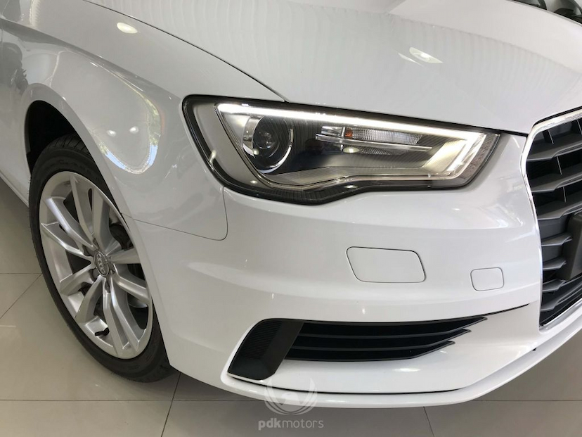 Foto do veículo AUDI  A3 SEDAN AMBIENTE 2016 34.590 KM 83.900,00