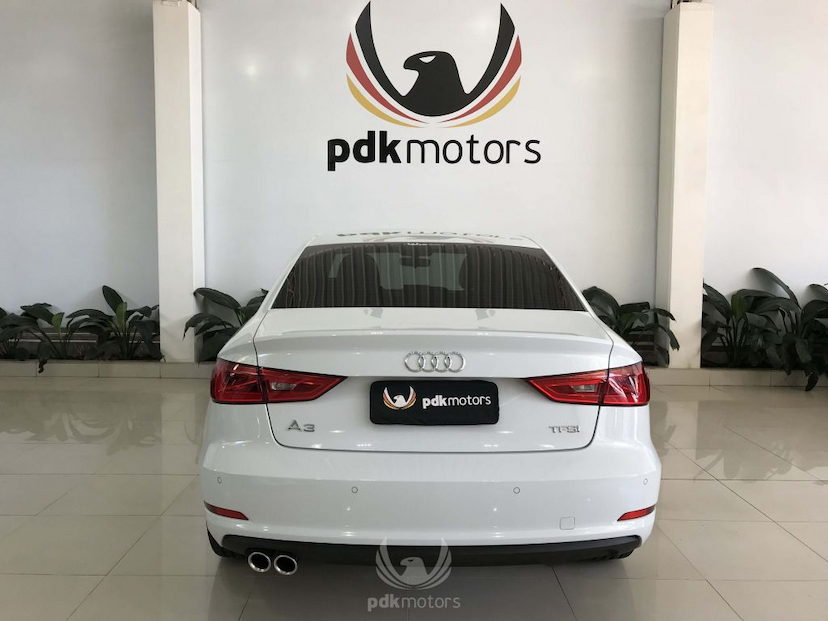 Foto do veículo AUDI  A3 SEDAN AMBIENTE 2016 34.590 KM 83.900,00