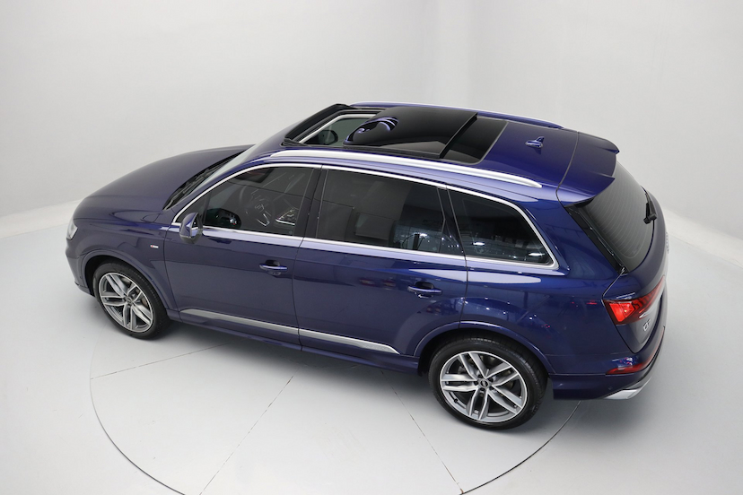 Foto do veículo AUDI Q7 TFSI S-LINE | 7 LUGARES 2021 31.500 KM 475.000,00
