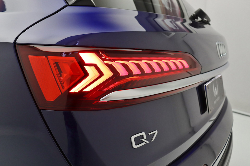 Foto do veículo AUDI Q7 TFSI S-LINE | 7 LUGARES 2021 31.500 KM 475.000,00