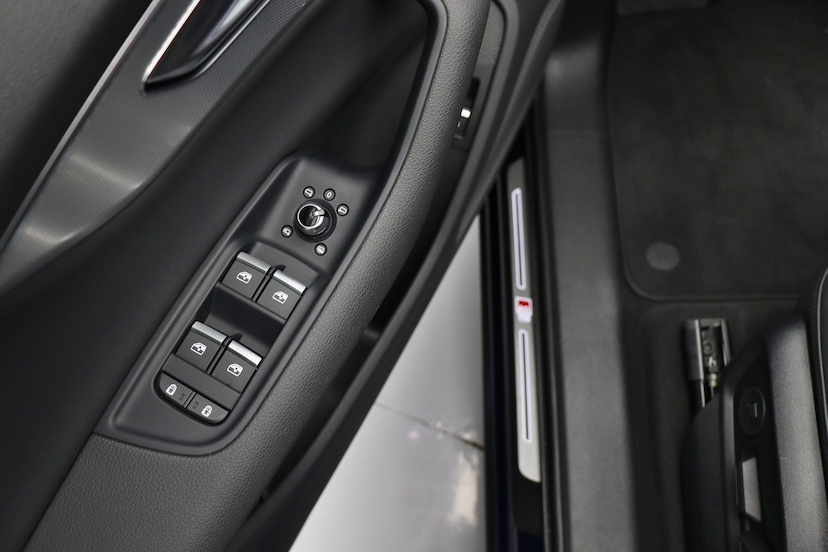 Foto do veículo AUDI Q7 TFSI S-LINE | 7 LUGARES 2021 31.500 KM 475.000,00
