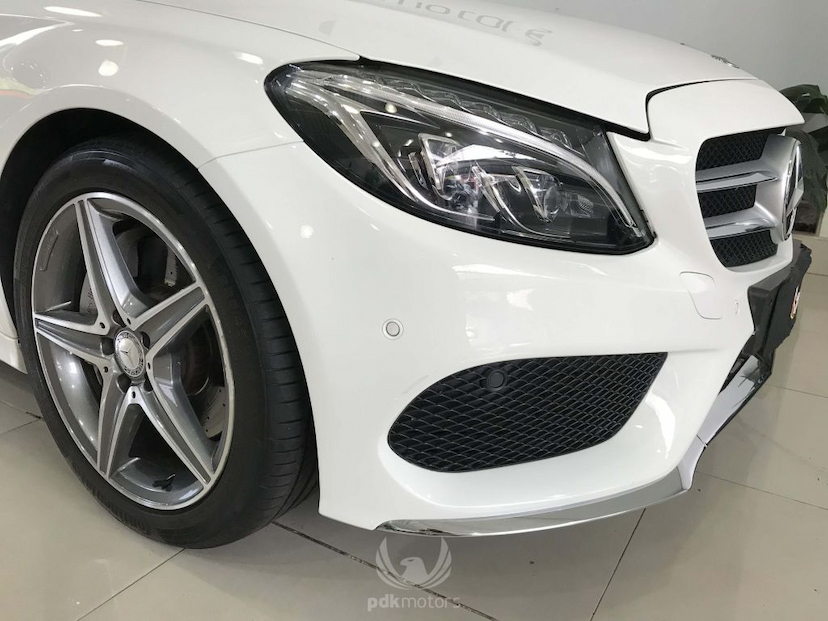 Foto do veículo MERCEDES-BENZ  C250 SPORT 2016 34.950 KM 139.900,00