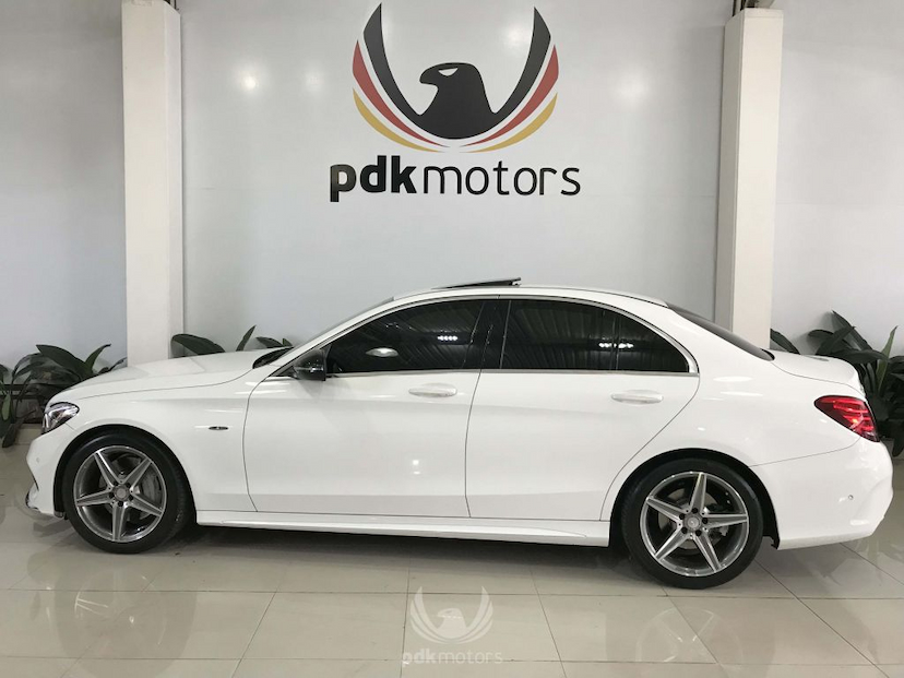 Foto do veículo MERCEDES-BENZ  C250 SPORT 2016 34.950 KM 139.900,00