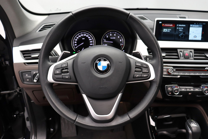 Foto do veículo BMW X1 XDRIVE25I 2019 52.260 KM 189.000,00