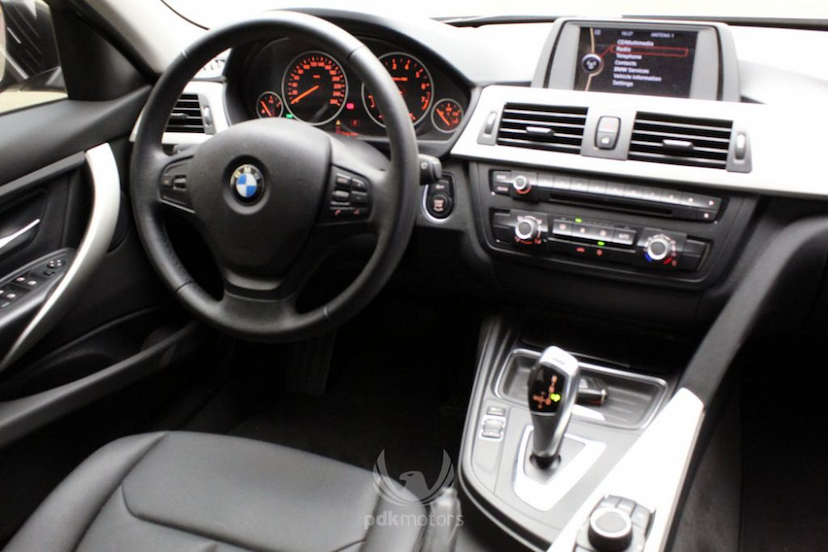 Foto do veículo BMW  320I 2013 33.780 KM 79.990,00