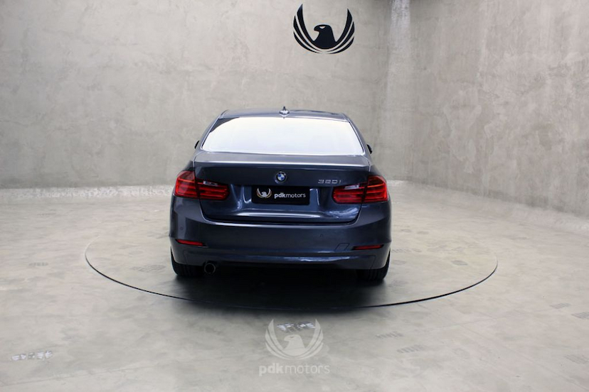 Foto do veículo BMW  320I 2013 33.780 KM 79.990,00