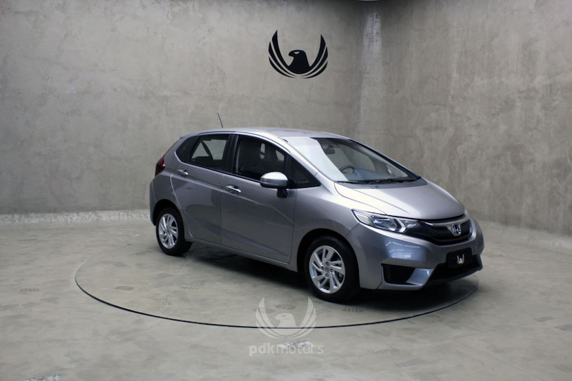 Foto do veículo HONDA  FIT LX CVT 2015 30.118 KM 85.000,00