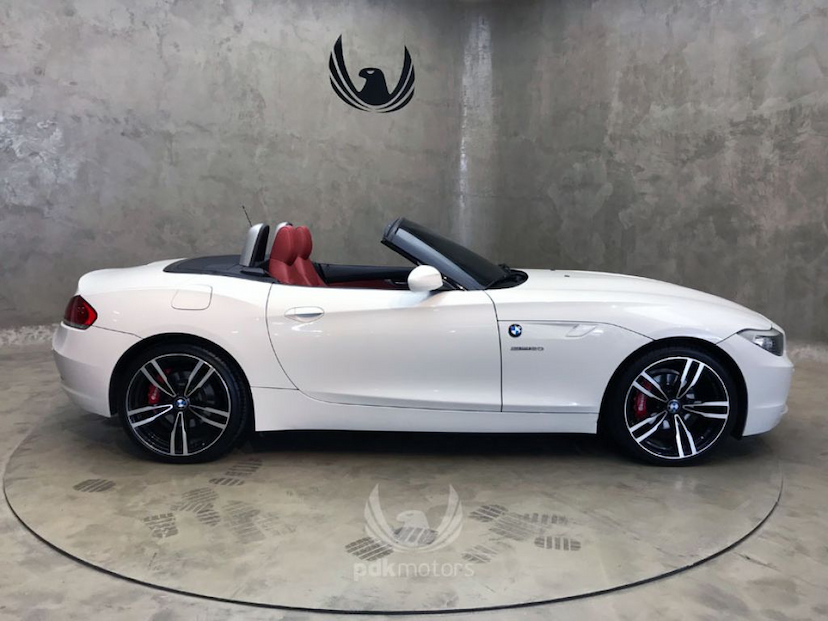 Foto do veículo BMW  Z4 20I GP 2013 32.125 KM 135.000,00