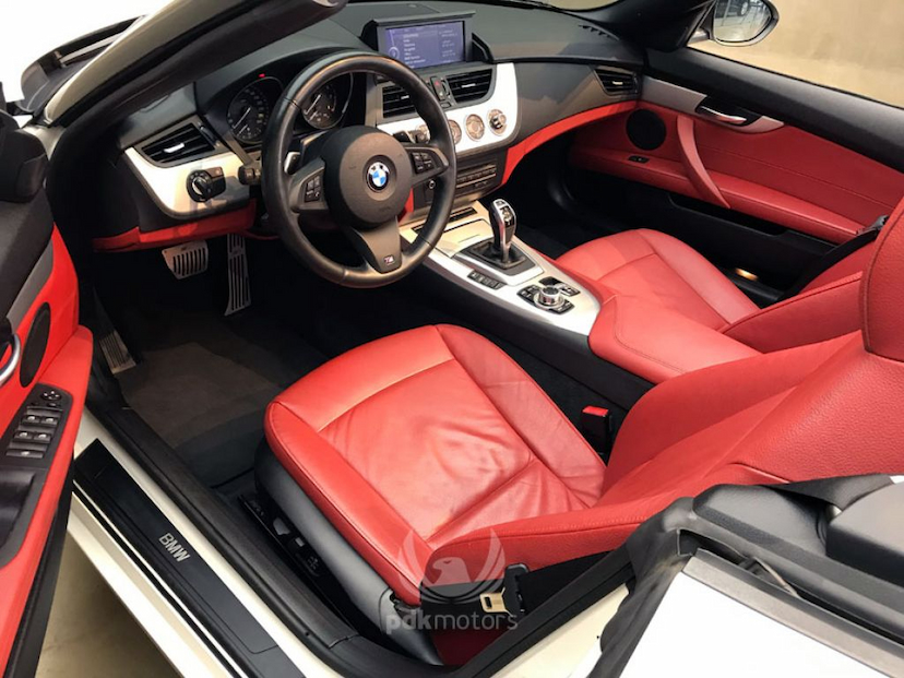 Foto do veículo BMW  Z4 20I GP 2013 32.125 KM 135.000,00