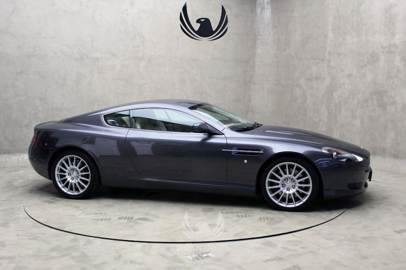 Foto do veículo ASTON MARTIN  DB9 2007 23.263 KM 249.000,00