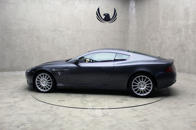 Foto do veículo ASTON MARTIN  DB9 2007 23.263 KM 249.000,00