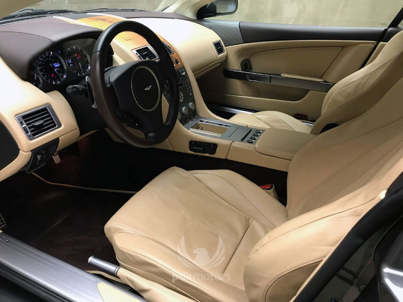 Foto do veículo ASTON MARTIN  DB9 2007 23.263 KM 249.000,00
