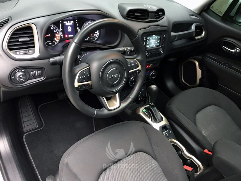Foto do veículo JEEP  RENEGADE LONGITUDE 2016 20.700 KM 75.000,00