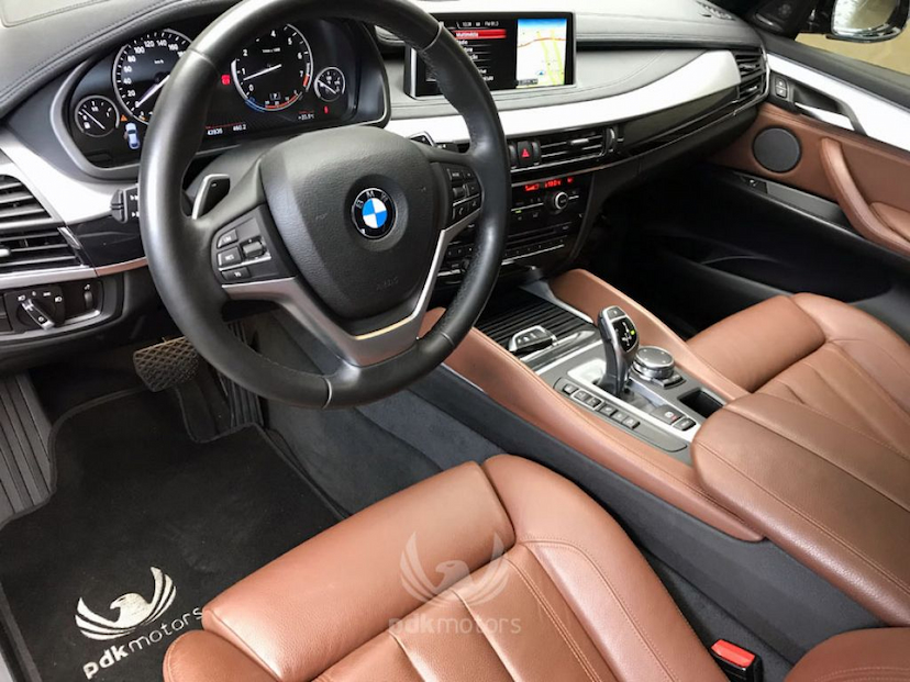 Foto do veículo BMW  X6 35I X-DRIVE 2016 46.000 KM 249.000,00
