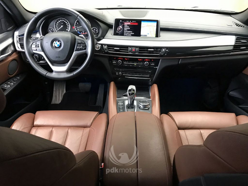 Foto do veículo BMW  X6 35I X-DRIVE 2016 46.000 KM 249.000,00