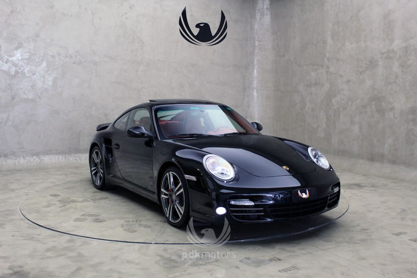 Foto do veículo PORSCHE  911 TURBO 2010 32.935 KM 440.000,00