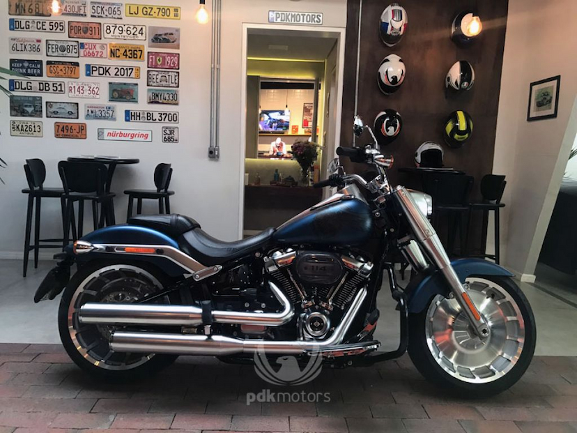 Foto do veículo HARLEY-DAVIDSON  FAT BOY 114 2018 1.047 KM 73.000,00