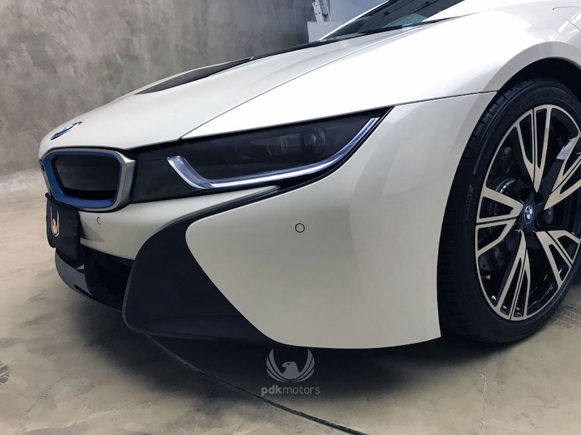 Foto do veículo BMW  I8 2016 840 KM 499.000,00