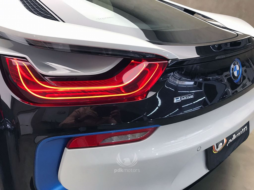 Foto do veículo BMW  I8 2016 840 KM 499.000,00