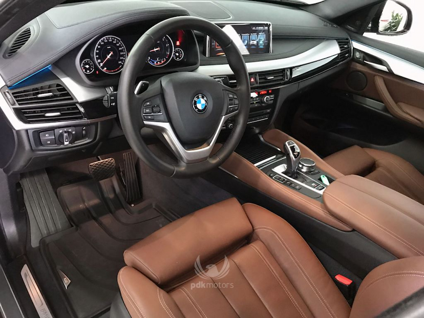 Foto do veículo BMW  X6 35I X-DRIVE 2018 7.190 KM 339.000,00