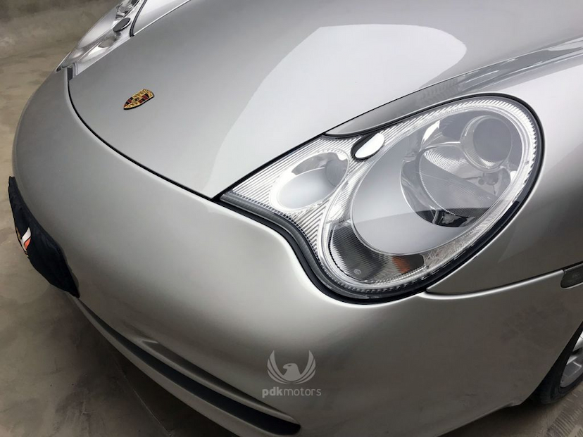 Foto do veículo PORSCHE  911 CARRERA 4 2002 28.600 KM 210.000,00