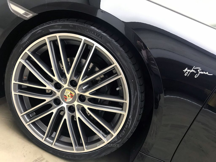 Foto do veículo PORSCHE  718 BOXSTER 2017 13.680 KM 359.000,00