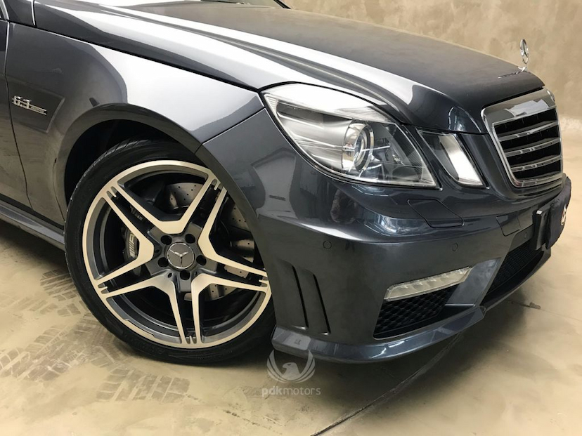 Foto do veículo MERCEDES-BENZ  E63 AMG 2010 46.280 KM 165.900,00