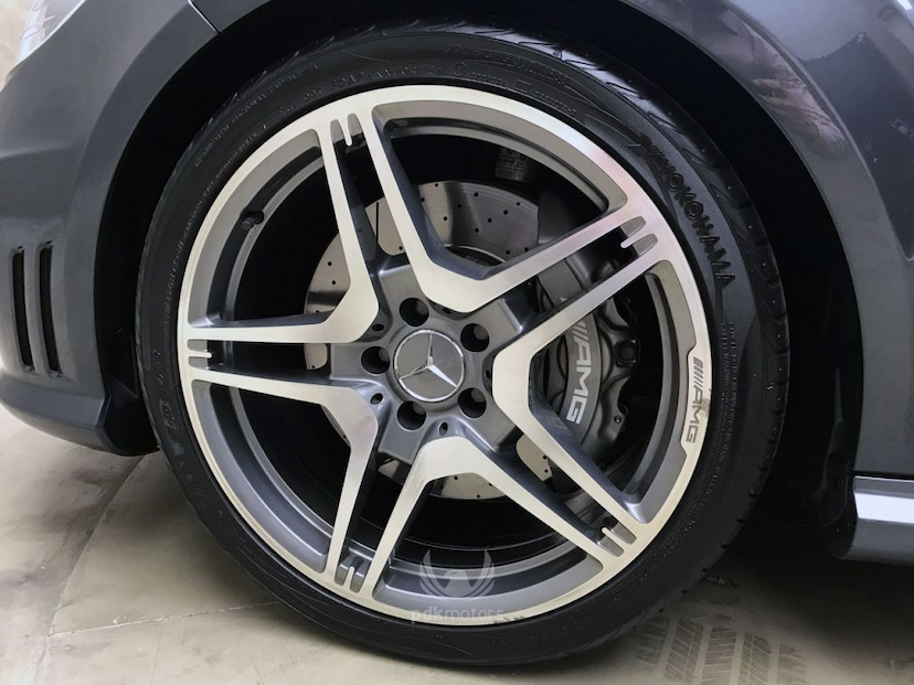 Foto do veículo MERCEDES-BENZ  E63 AMG 2010 46.280 KM 165.900,00