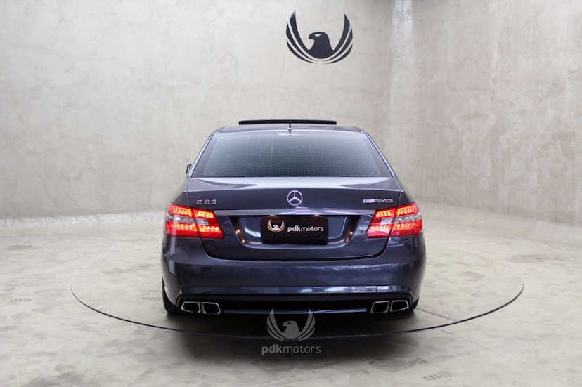 Foto do veículo MERCEDES-BENZ  E63 AMG 2010 46.280 KM 165.900,00